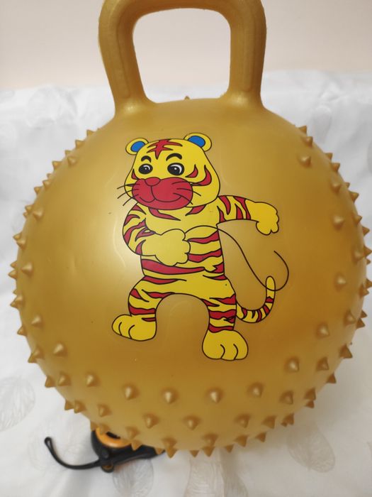 Фитбол с  ручкой