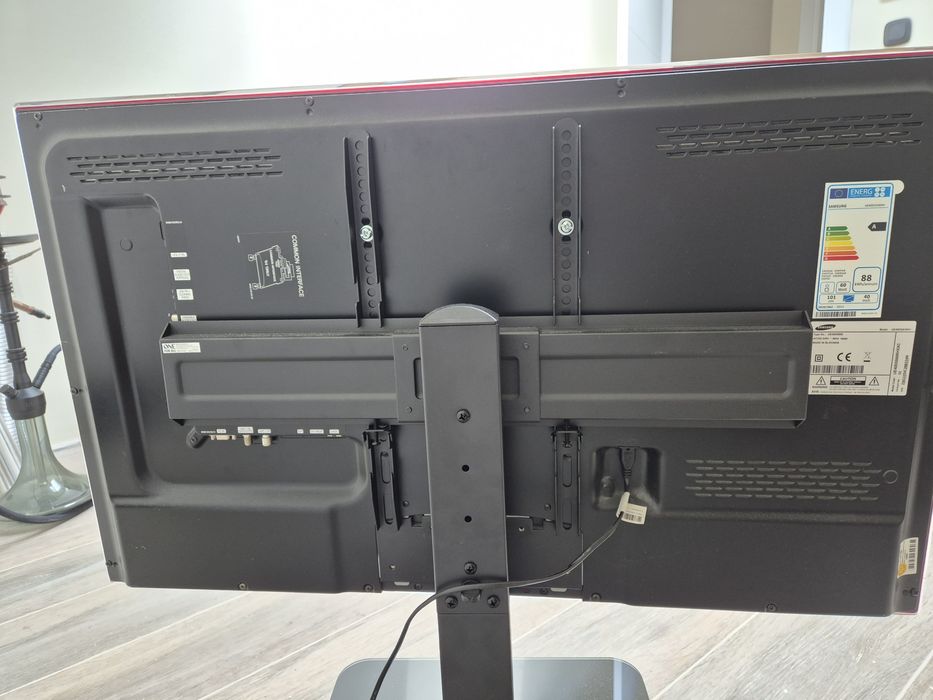 Телевизор Samsung LED 40 inch