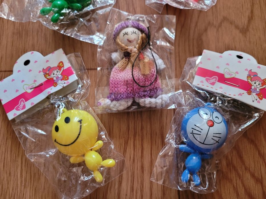 Брелоки 5шт (новые!)