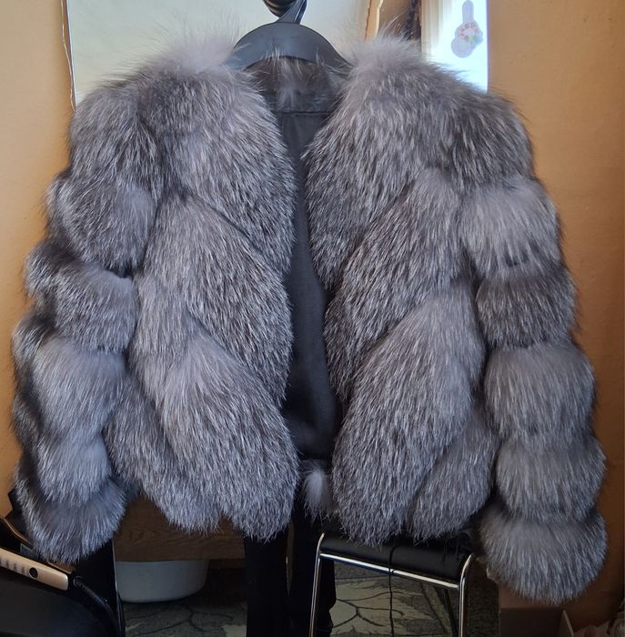 Haina de blană naturală