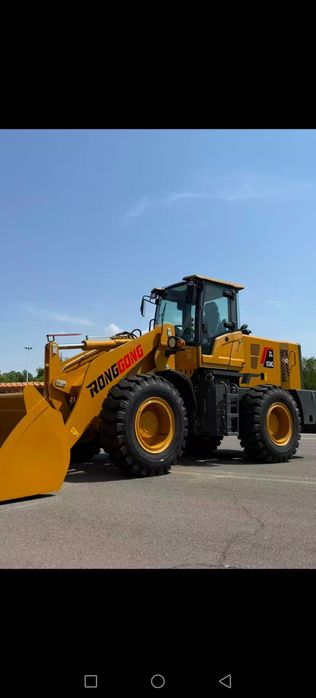 1,8m3 погрузчик под заказ 25000$