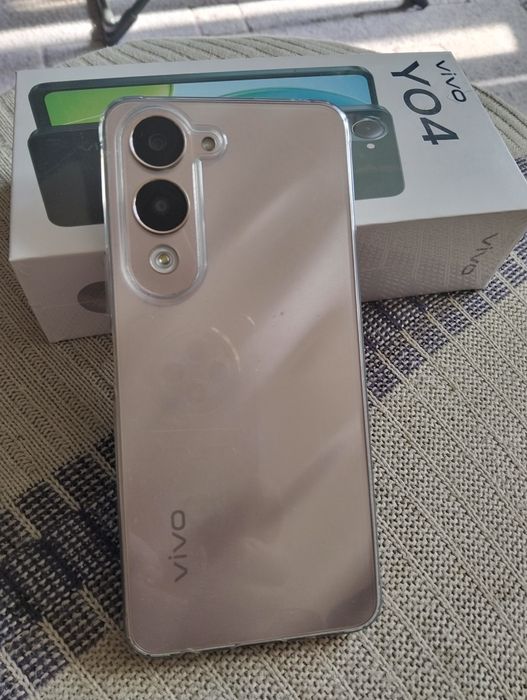 Продам мобильный телефон Vivo YO4