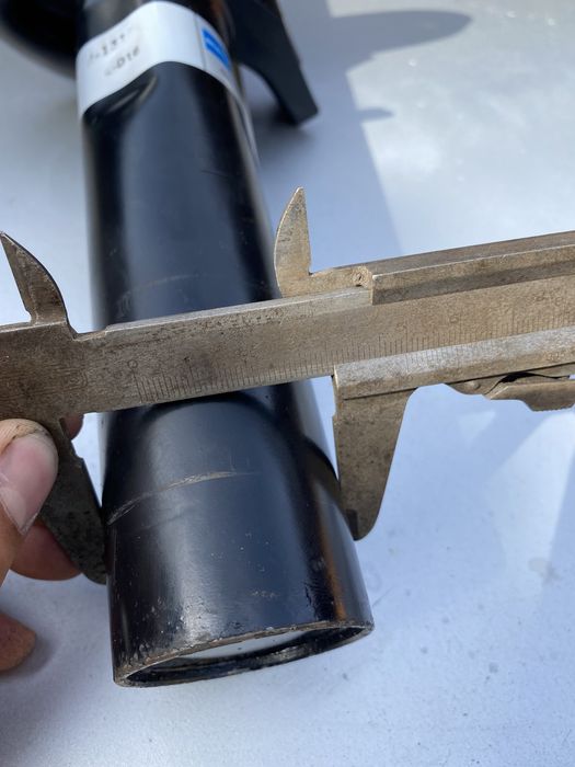 Предни амортисьори за  Golf 5 чисто нови 50mm