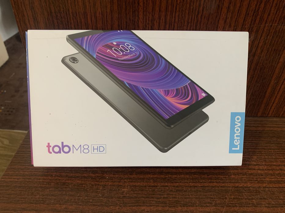 Продавам Lenovo Tab M8