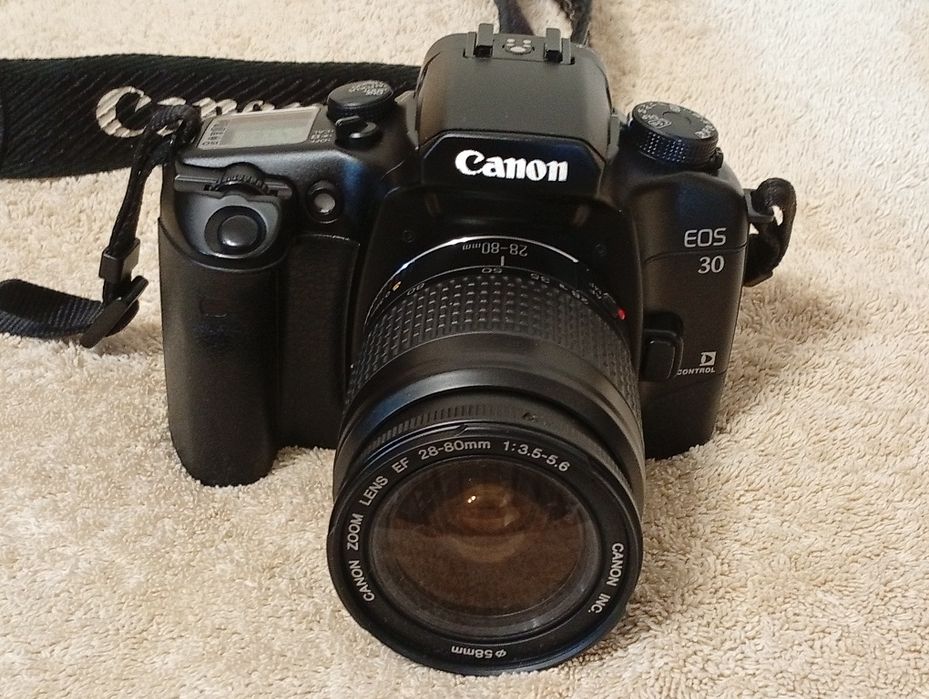Canon EOS 30 functional