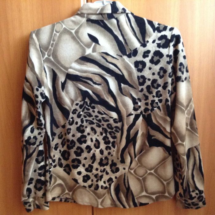 Bluza cu nasturi model leopard