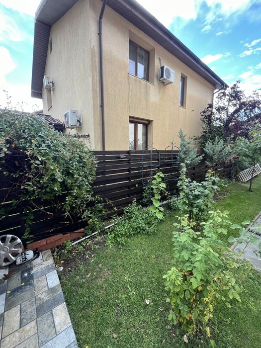 Casa de vanzare P+1 +pod str Libertatii
