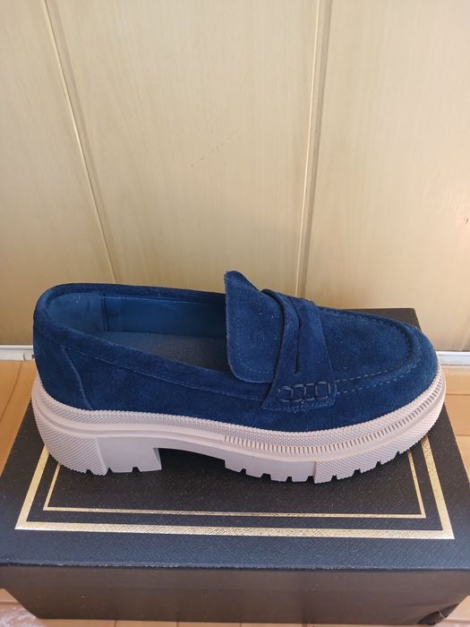 Лоферы стильные женские