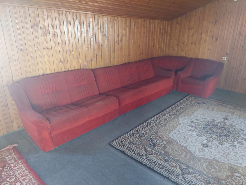 // DE VÂNZARE  //2  Canapele   extensibile //  Rm Sărat / Bz