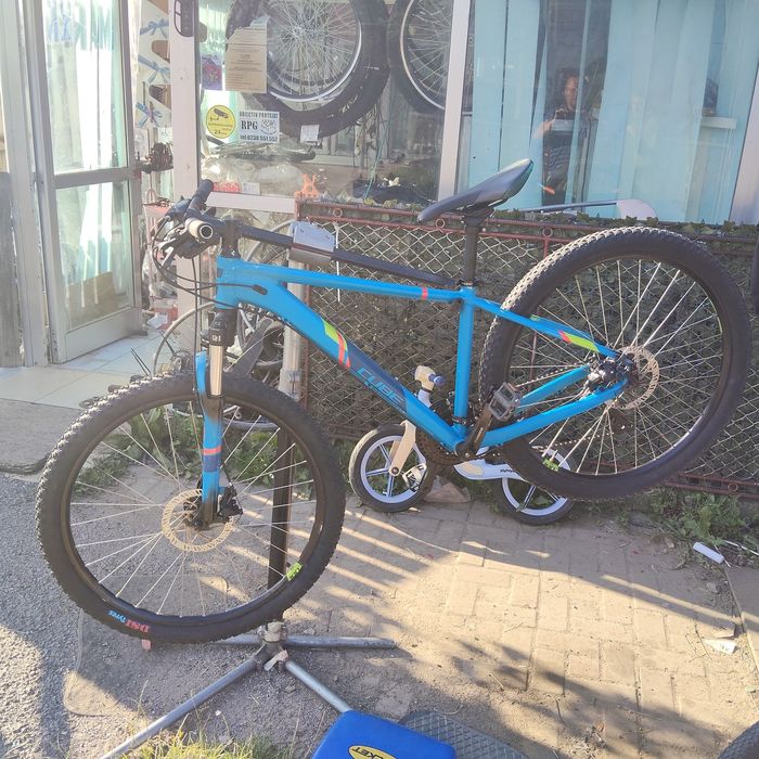 Bicicletă mountain bike Cube 27,5