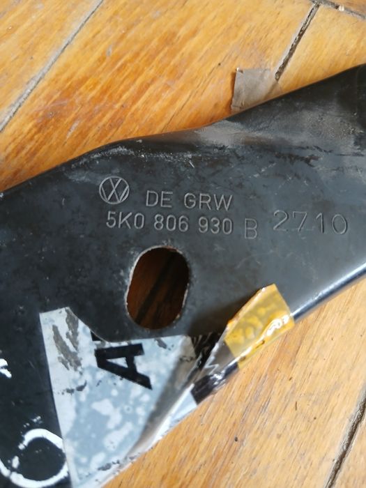 Suport De Montare Faruri Dreapta Volkswagen Golf 6 2008 - 2013