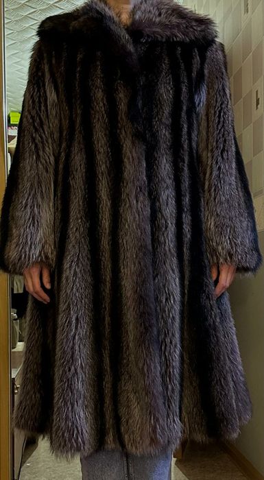 Продам шубу Енот