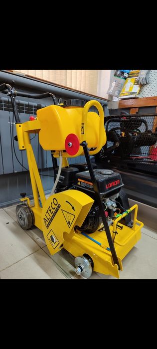 Асфальторез Бетонорез швонарезчик.