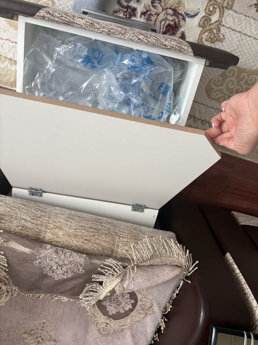 Продам диван с креслами