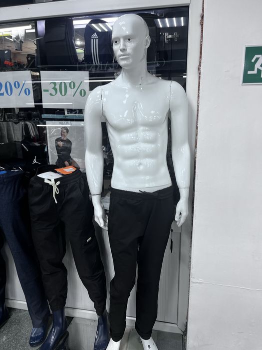 Продам маникены торс б/у