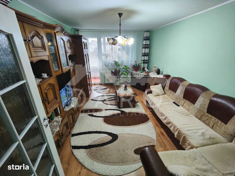 Persoana fizica vand apartament cu 3 camere