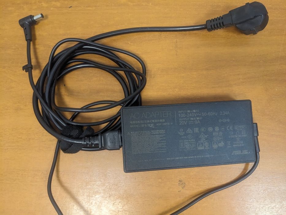 ASUS ROG Zephyrus G14 2020/Ryzen 7/RTX2060/16GB RAM