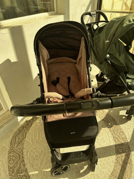 Продаю коляску в идеальном состояни
