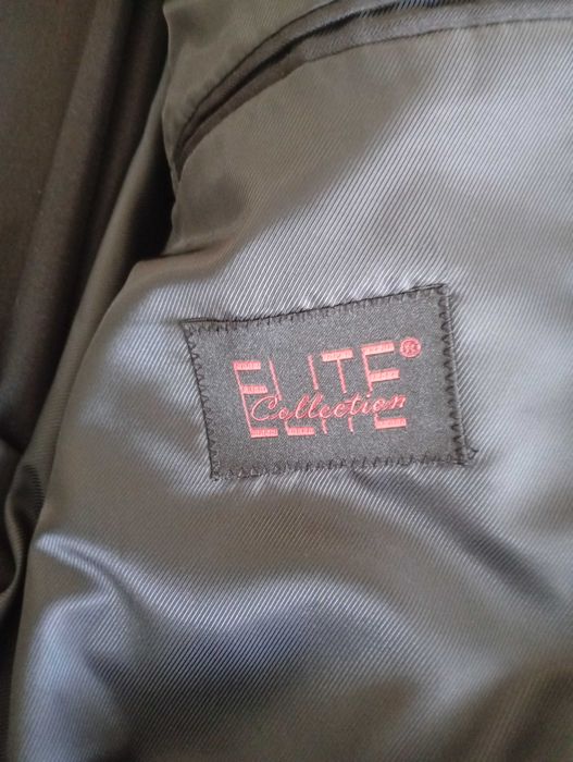 Комплект костюми