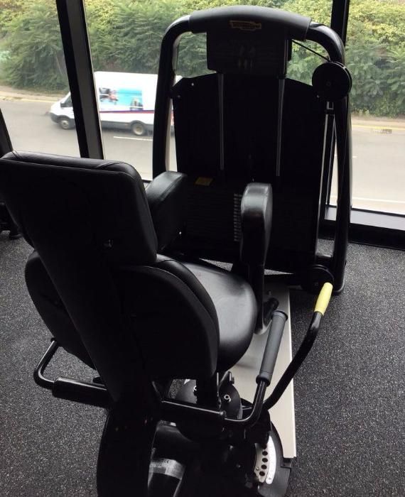 Фитнес уред Technogym Abductor