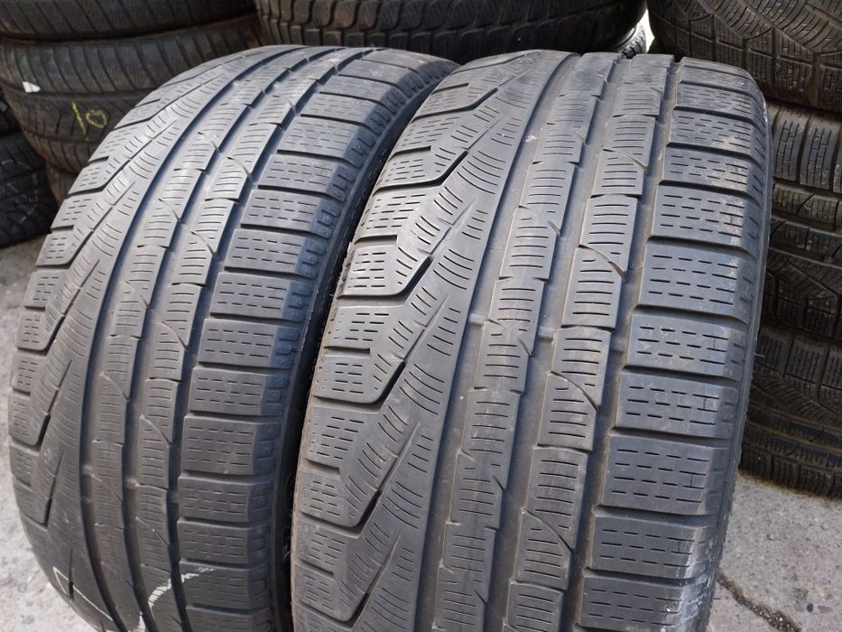 Anvelope second iarna 235 35 R20 Pirelli