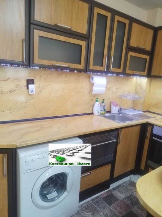 Дава се под наем Двустаен апартамент в Пловдив, Кършияка - 50 кв.м за 408 € - Снимка #2