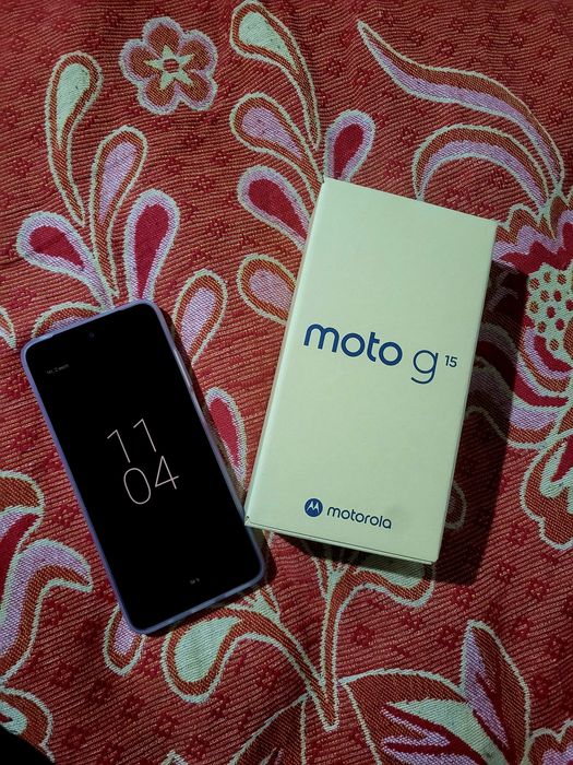 Продается телефон Motorola g 15