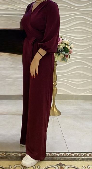 Продам комбинезон атлас