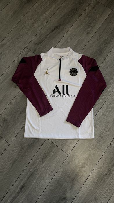 Psg екип чисто нов