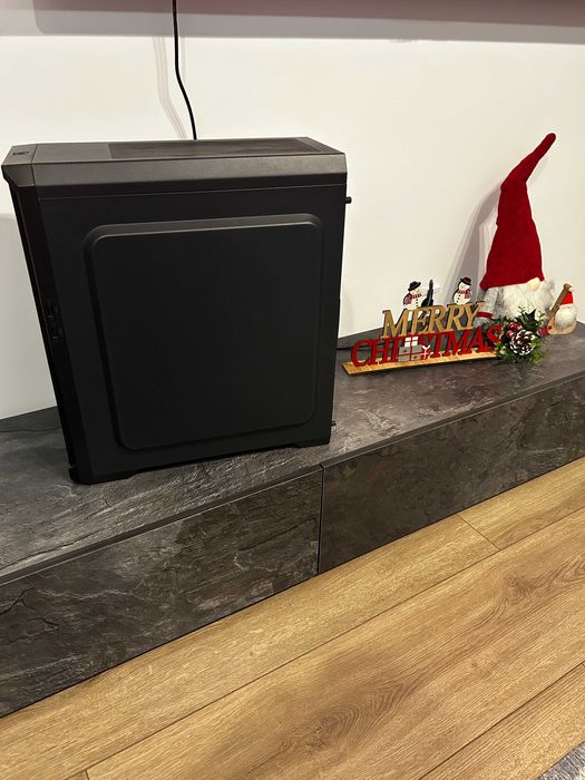 Геймърски компютър (RGB) - Ryzen 7 2700X + GTX 1070