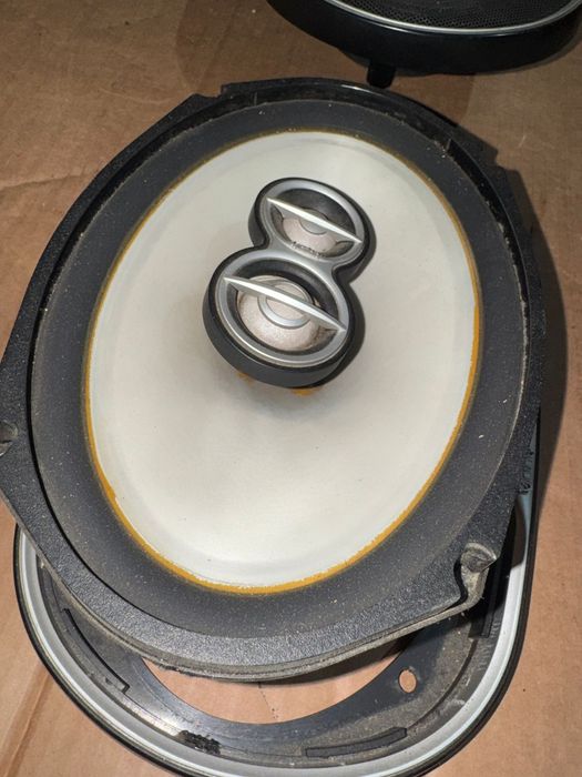 Difuzoare/Boxe Auto Infinity