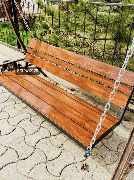 Качели кованые садовые