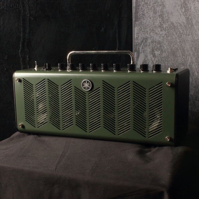 Комбоусилитель Yamaha THR10X