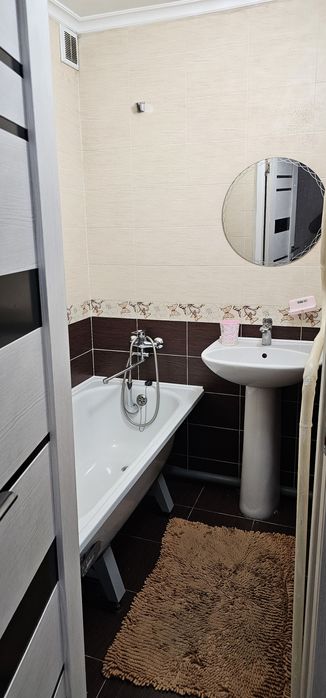 Сдаю квартиру 2х комнатную