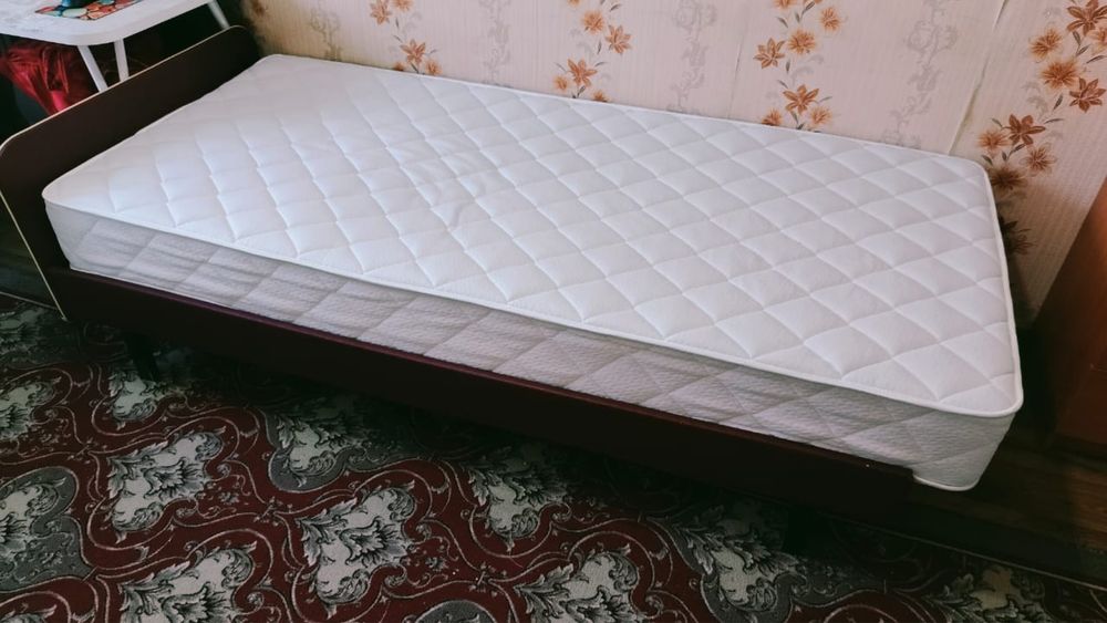 Продам матрас 90*200