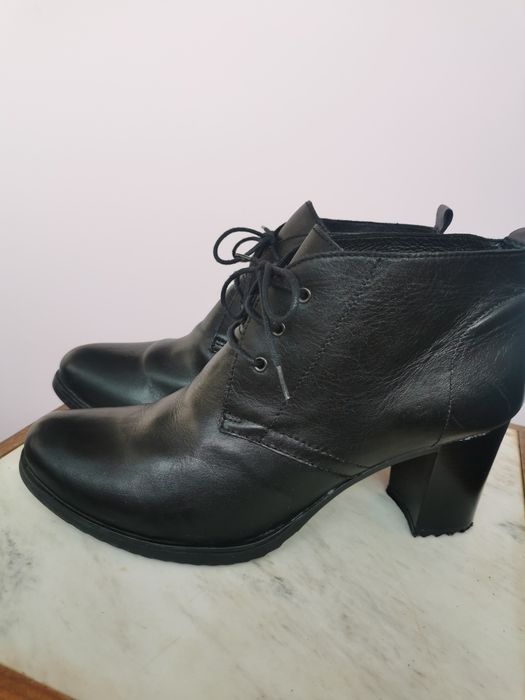 Боти-естествена кожа