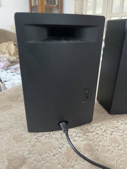 Vând sau schimb Bose Sound touch 10