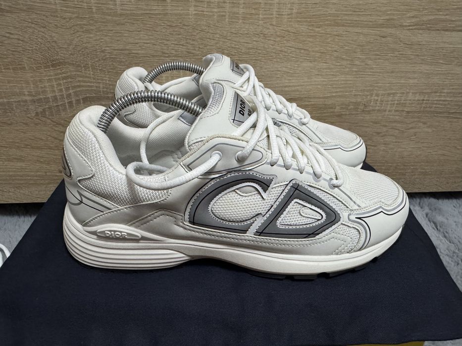 Dior b30.