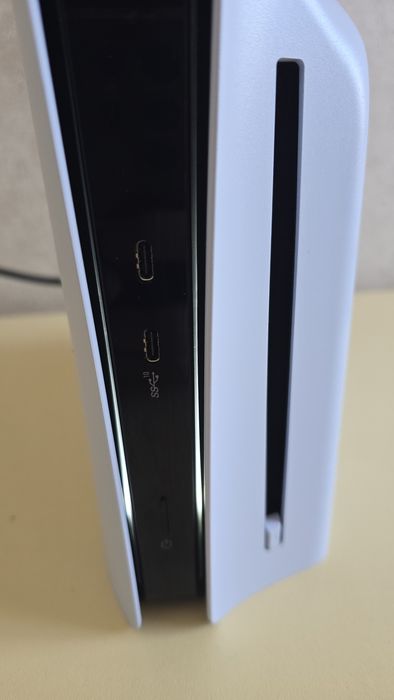 Продам PlayStation 5 Slim