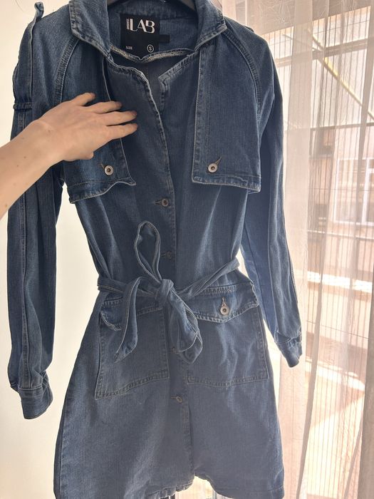 Ново дълго дънково яке на Аnswear