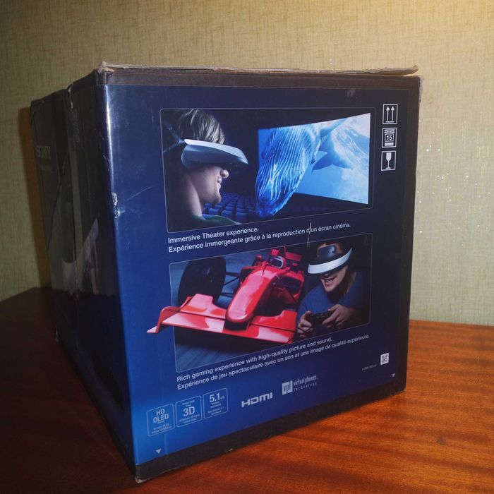 Sony HMZ-T1 2D 3D-кинотеатр