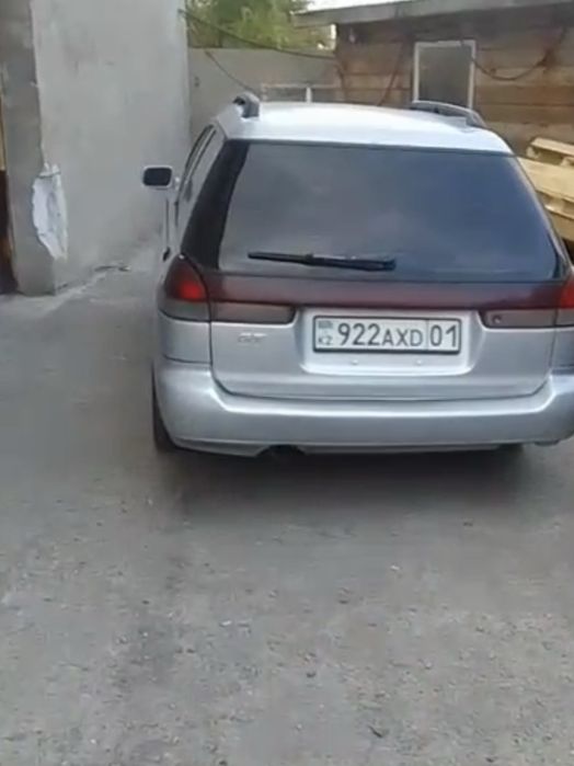 Продам Subaru Legacy универсал 2л, АКПП