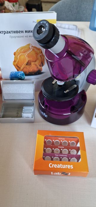 Атрактивен микроскоп Levenhuk LabZZ M101