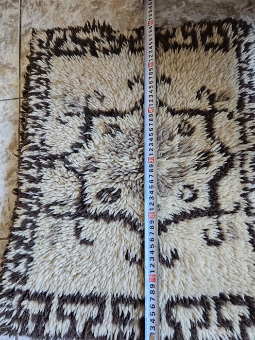 Китеници ръчно тъкани от 100% вълна. Голямо разнообразие! Чисто нови!