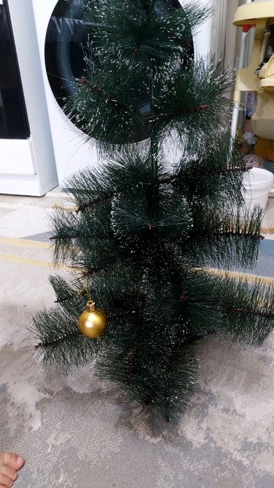 Елка за 1000 тенге