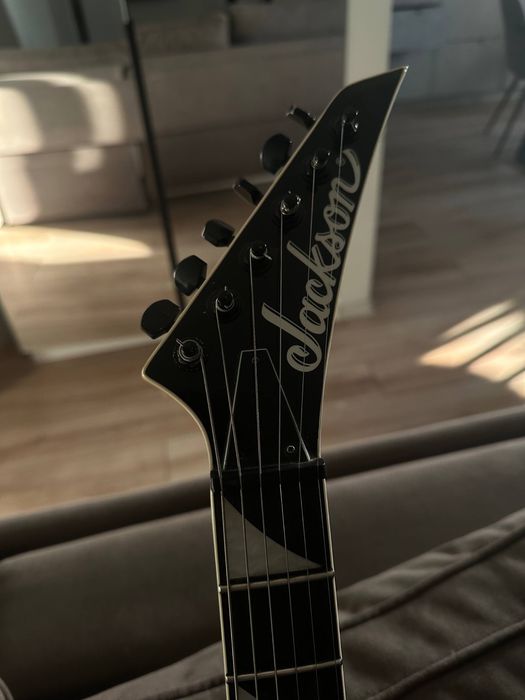Гитара jackson s32 + fender mustang LT25