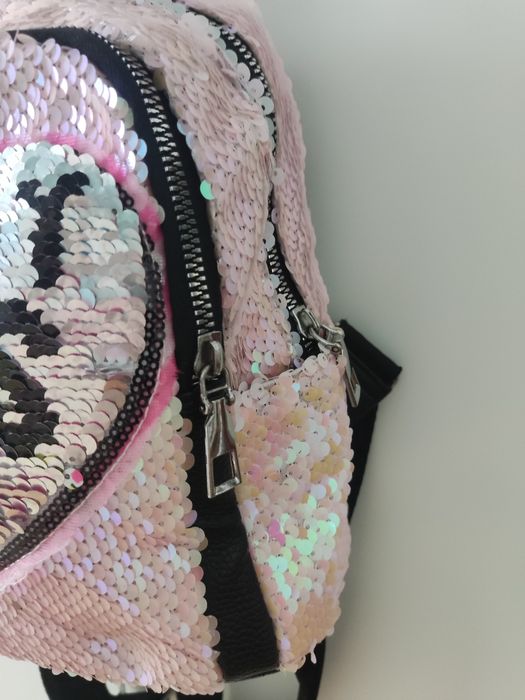 Детска раница с обръщащи се пайети