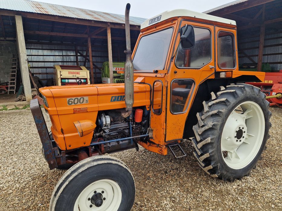 Tractor Fiat 640