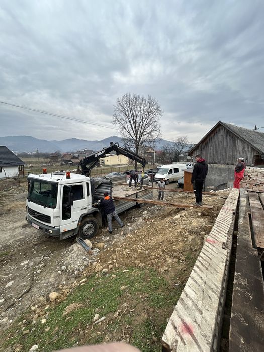 Volvo FL250 cu macara