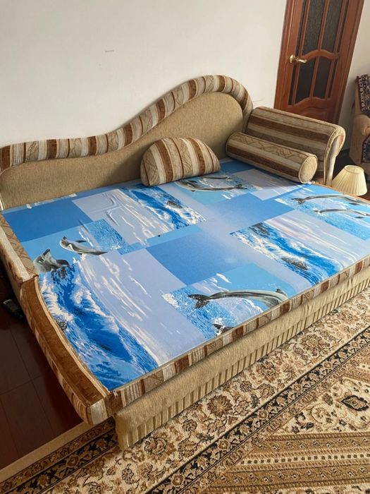 Диван (раскладывается)